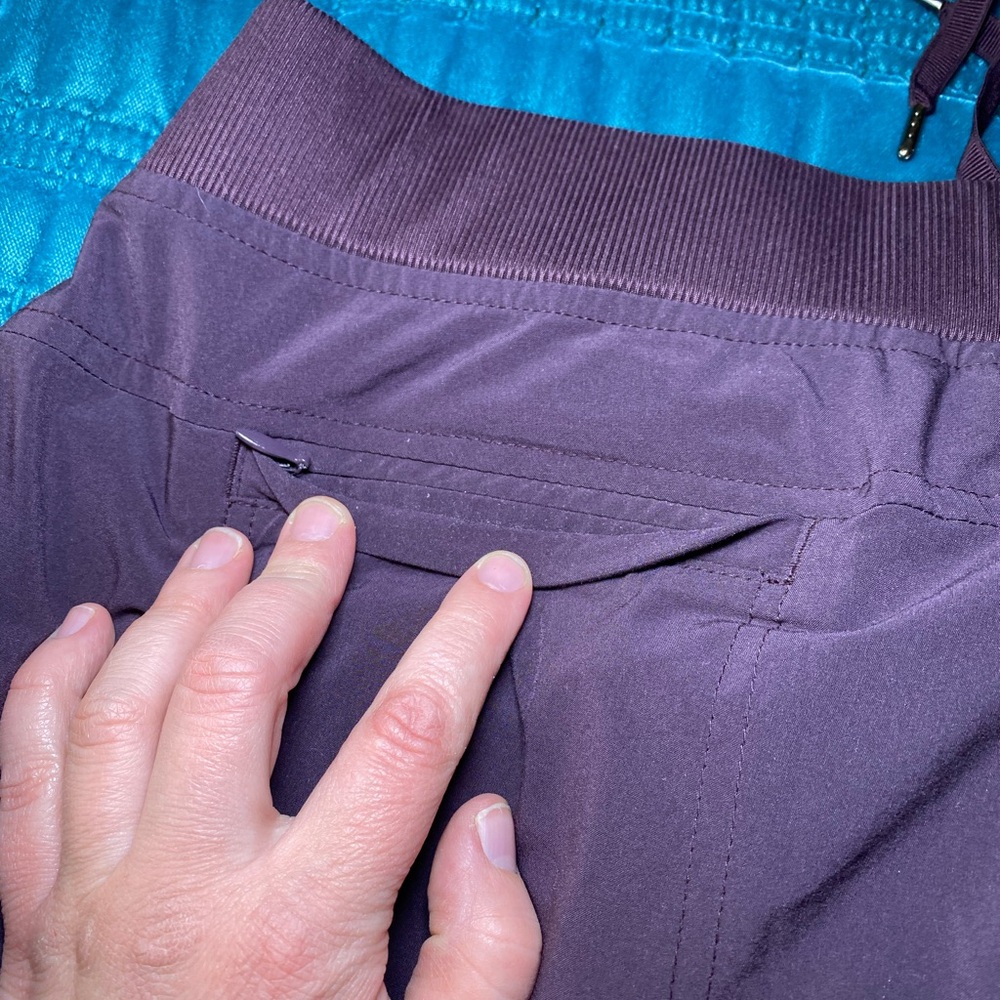 Euc Athleta Lightweight Pull On Drawstring Pants … - image 7